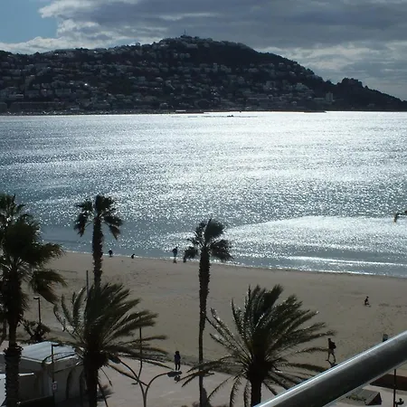 En Santa-margarita, Con Vistas Al Mar, Piscina, Y Acceso Directo A La Playa - Es-204-42 * Roses