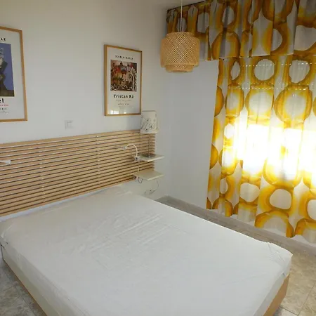 En Santa-margarita, Con Vistas Al Mar, Piscina, Y Acceso Directo A La Playa - Es-204-42